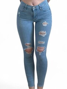 Levi's Light Blue High-Waist Ripped Skinny Jeans - Women